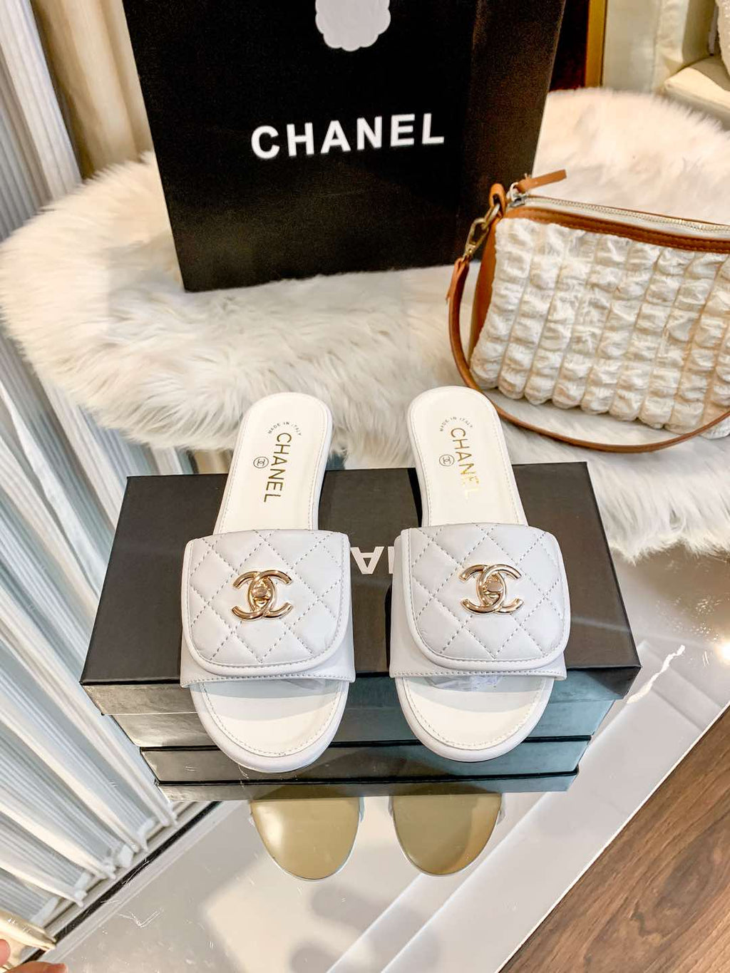 1ZC229Z Popular Slippers