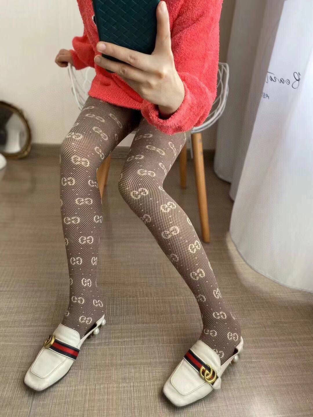 1XB19S  Popular pantyhose tights