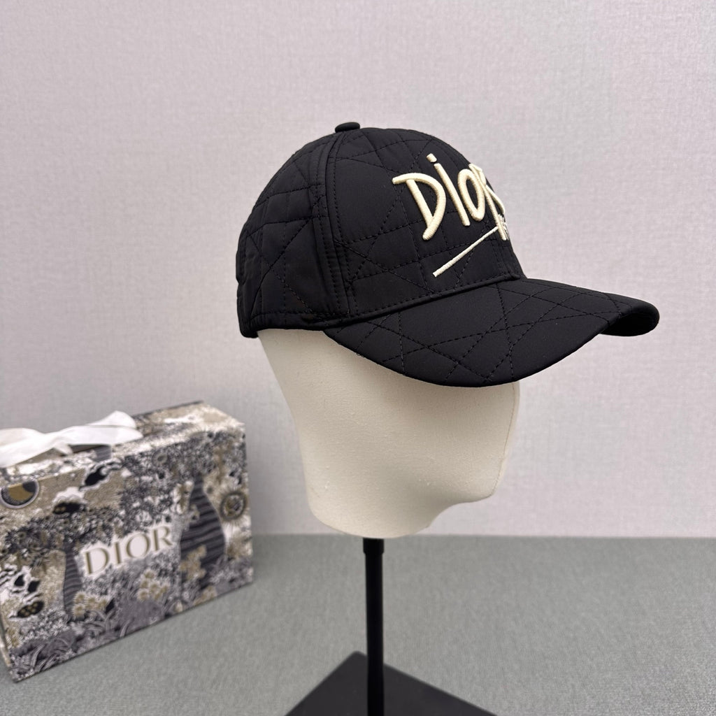 15QD109M Popular hats