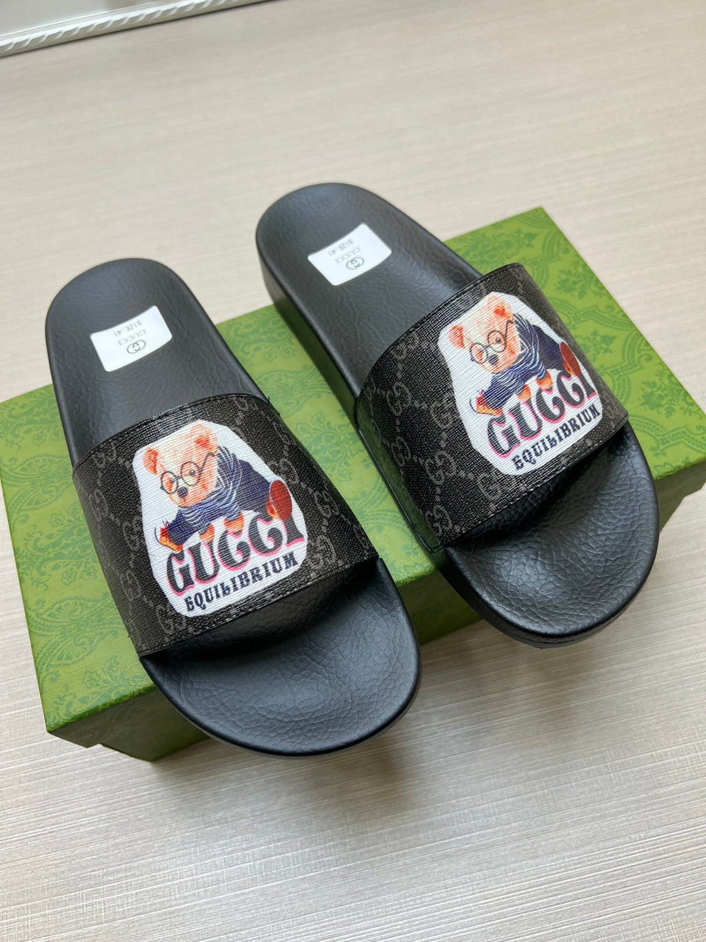 5WB237Z Popular Slippers