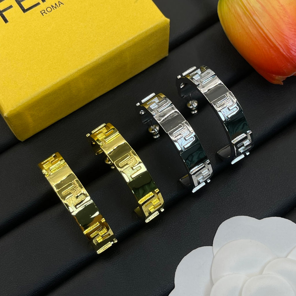 14F645E Popular Earrings