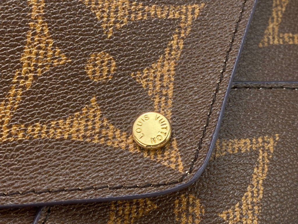146PE27B Popular leather bag（three-piece）