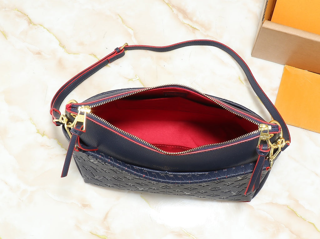 1WE115B Popular leather bag