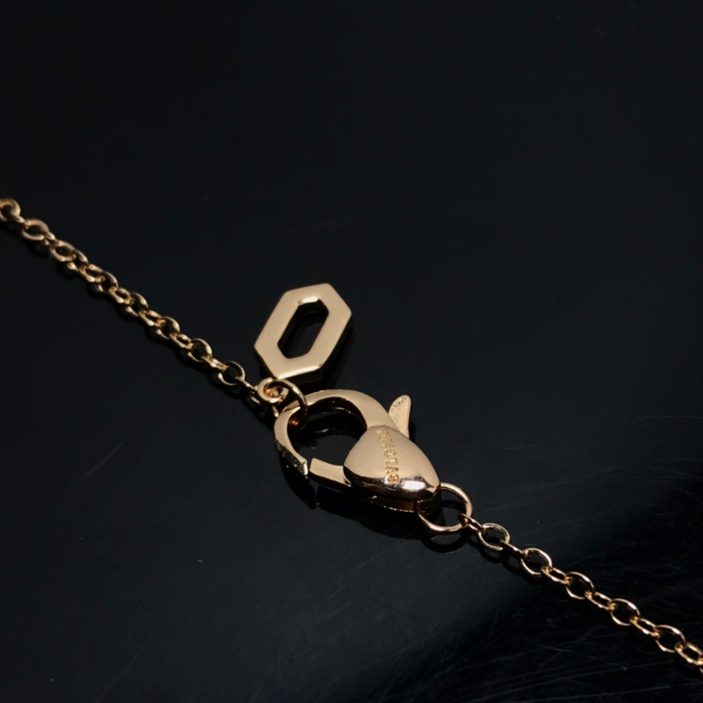 55QS421X Popular Necklaces