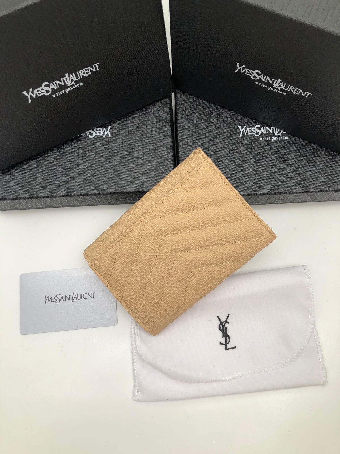 136PSL13B Popular card holder