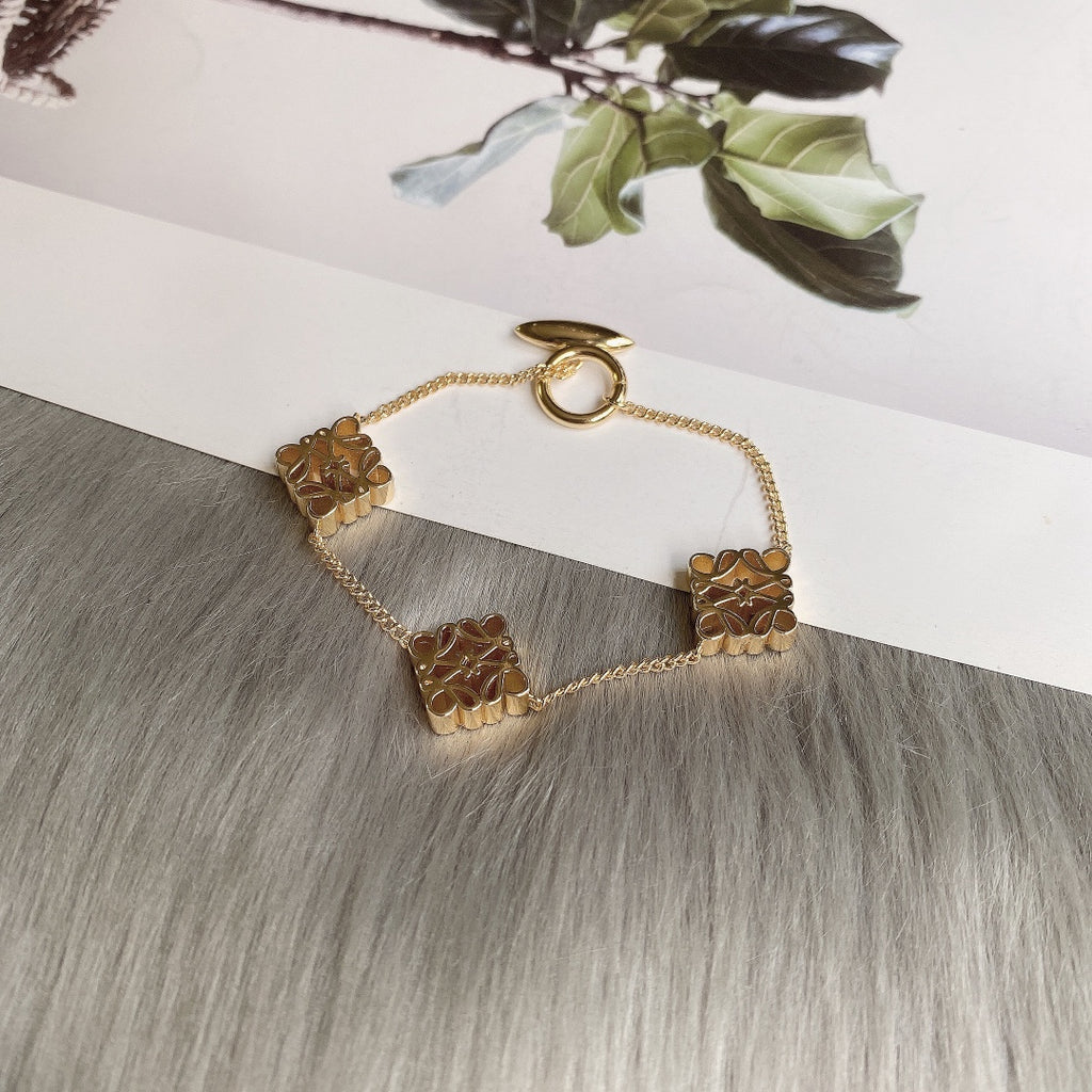14A602X  Popular    Bracelets  Necklaces
