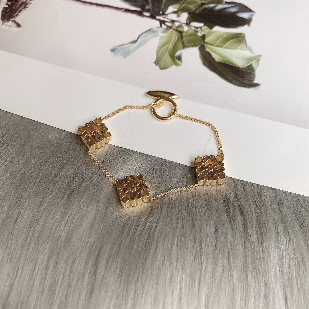 14A602X  Popular    Bracelets  Necklaces