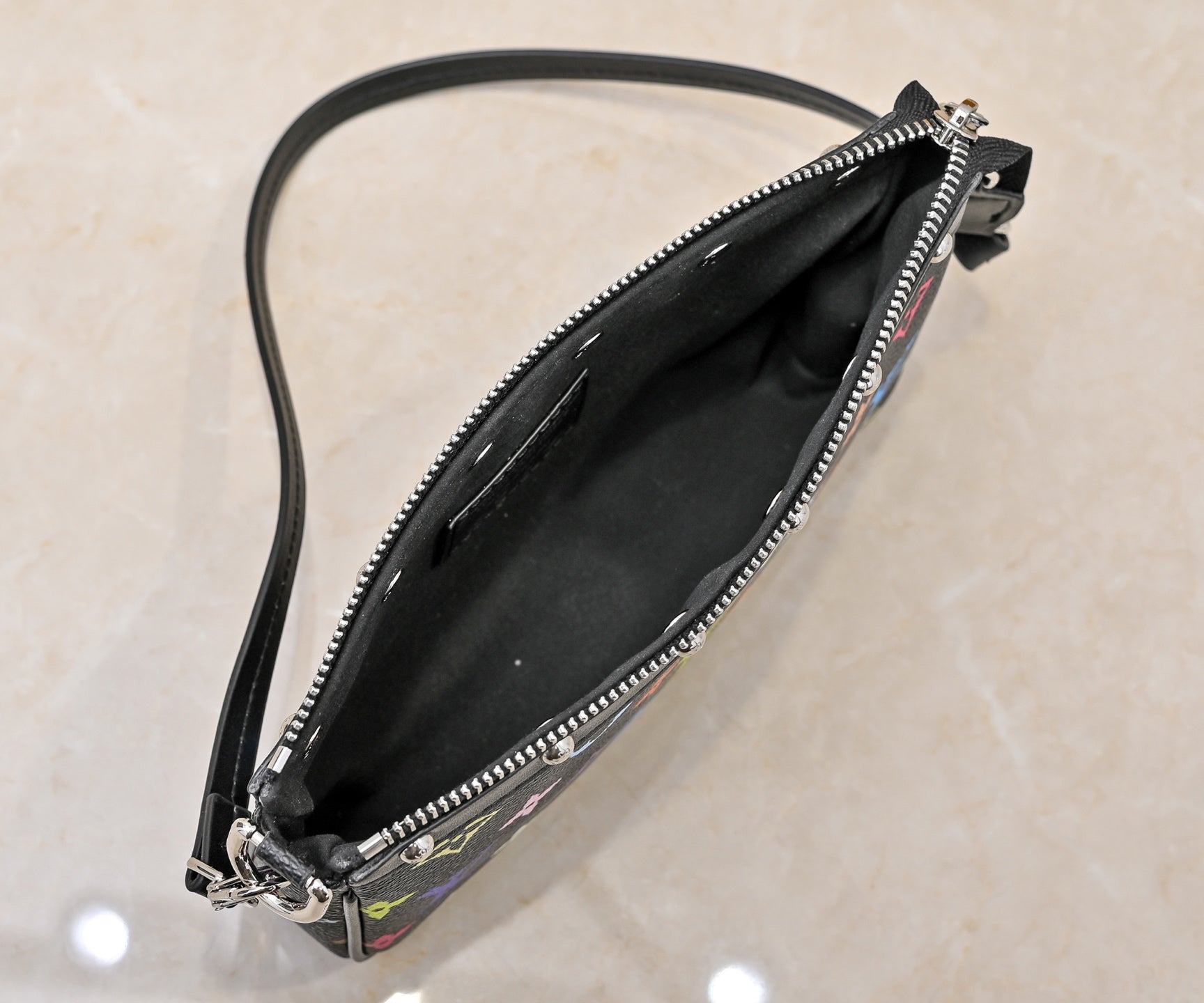 15XE12B Popular leather bag