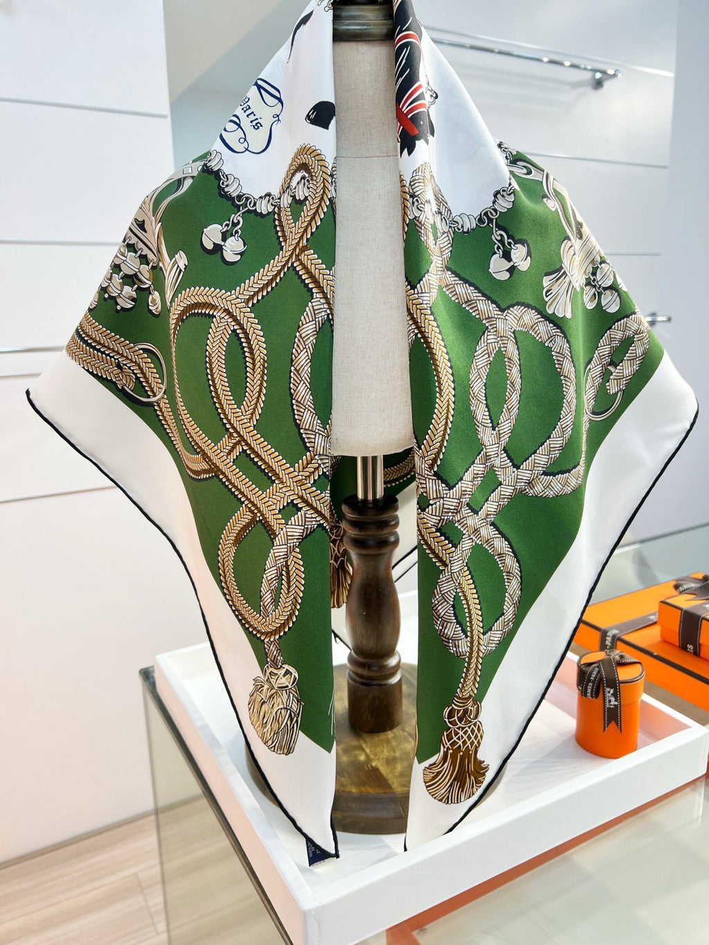 146NH37W Popular Silk Scarve
