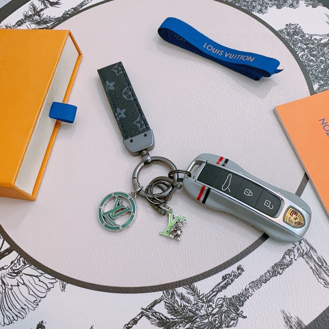 35ZE68A Popular bag 's charms accessories