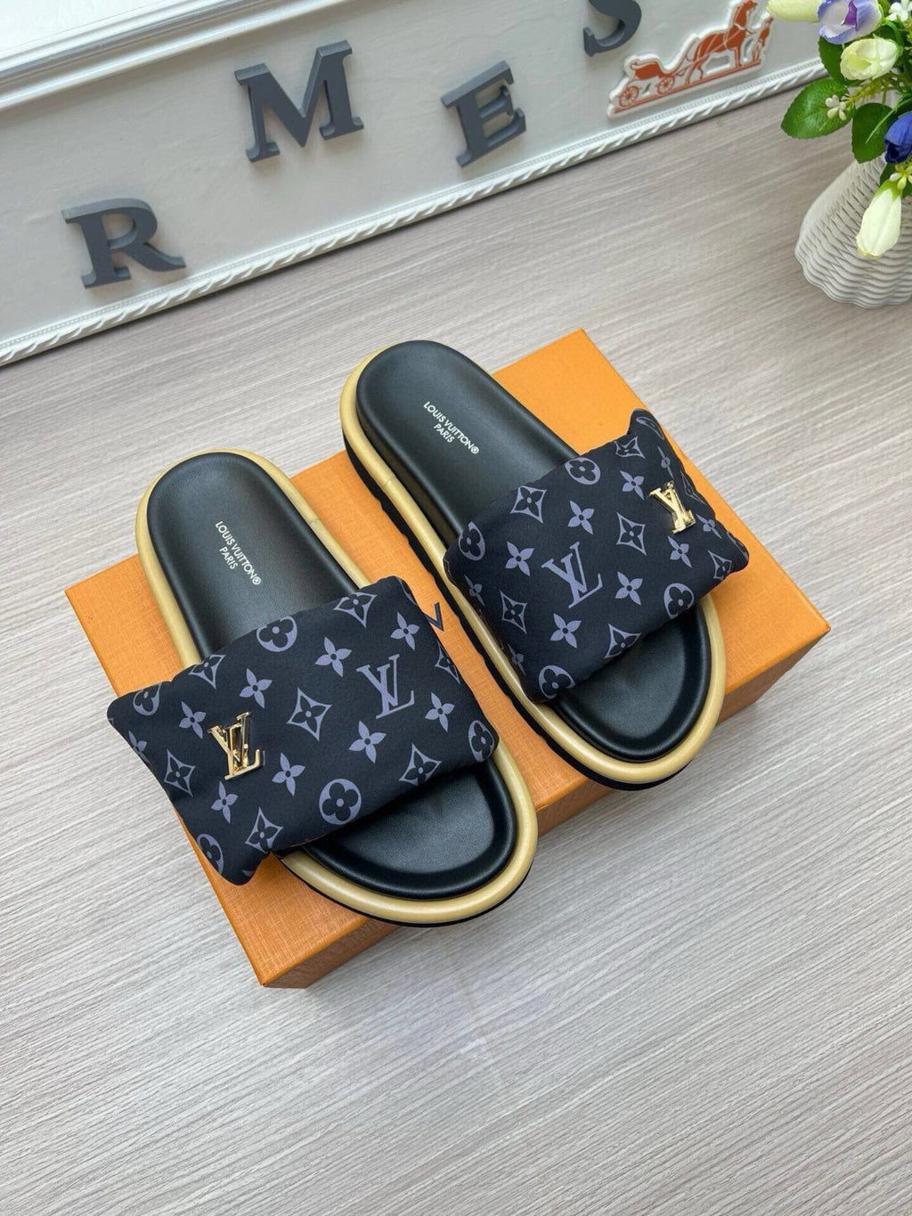 5QE10Z Popular  Slippers