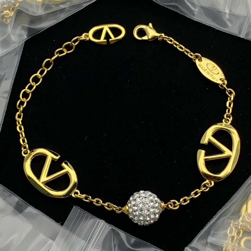 84VL82X  Popular    Bracelets Necklaces