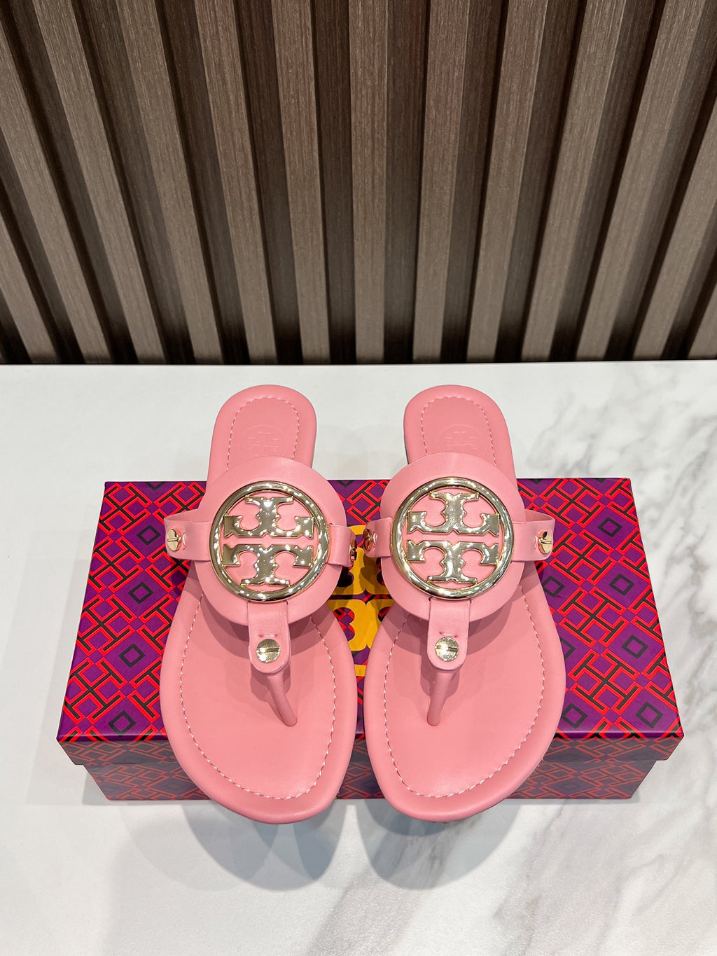 255QA34Z Popular leather shoes