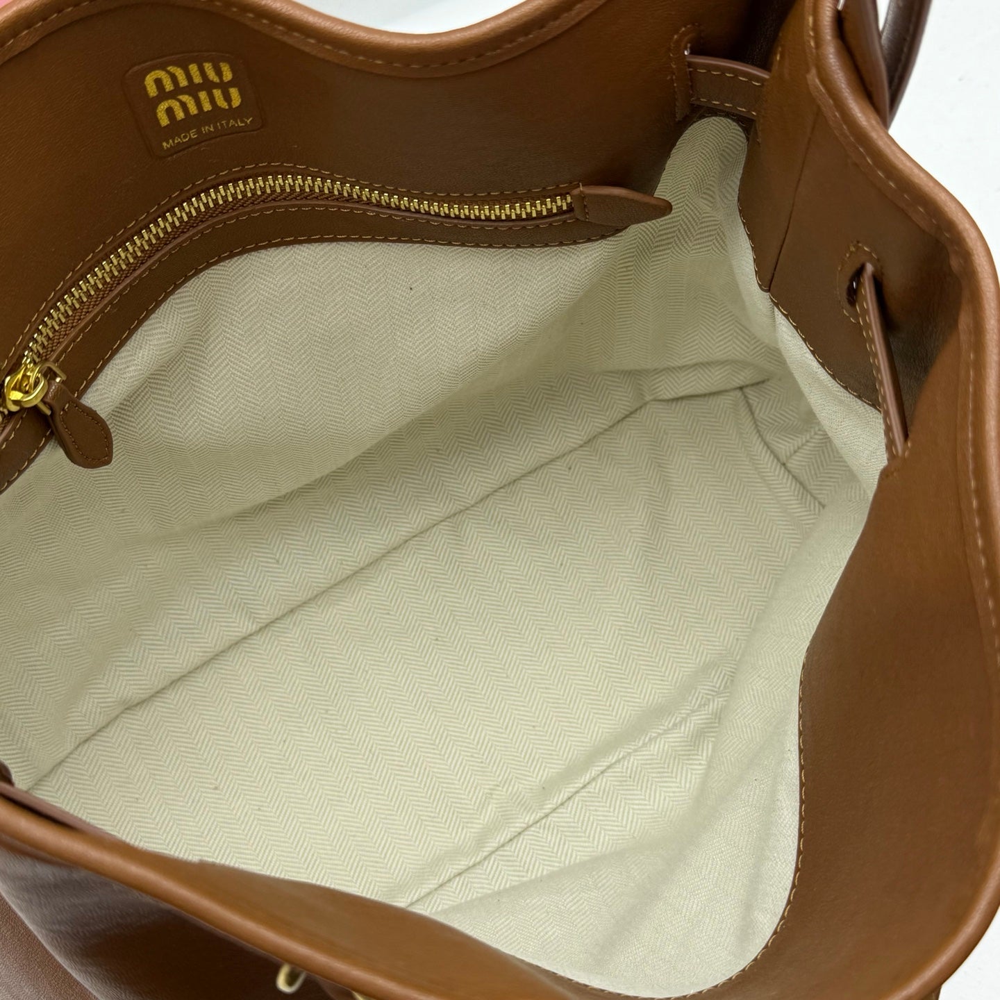 B1P46A145 Popular leather bags