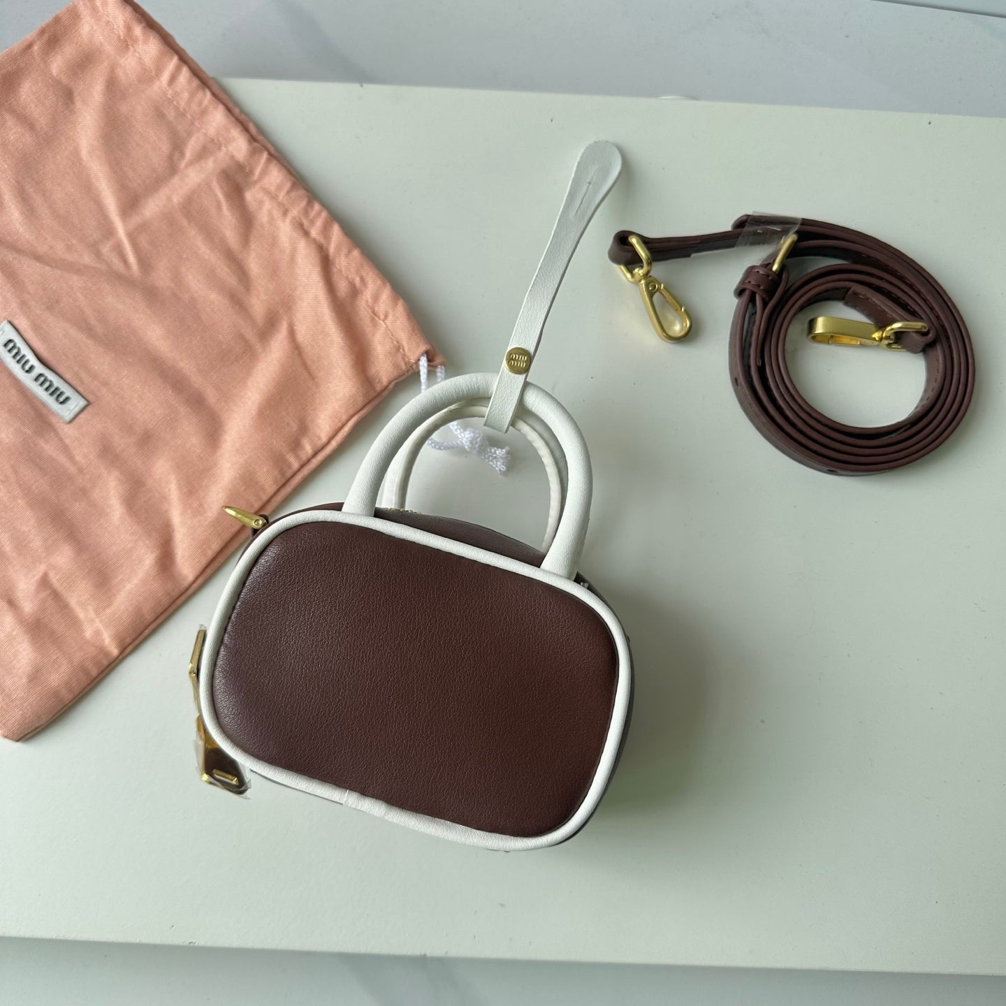 B1P46A164 Popular leather bags