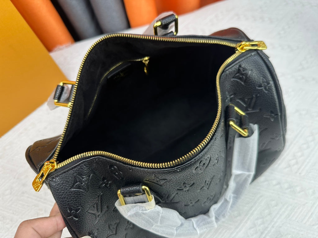 B1X56E29 Popular leather bag