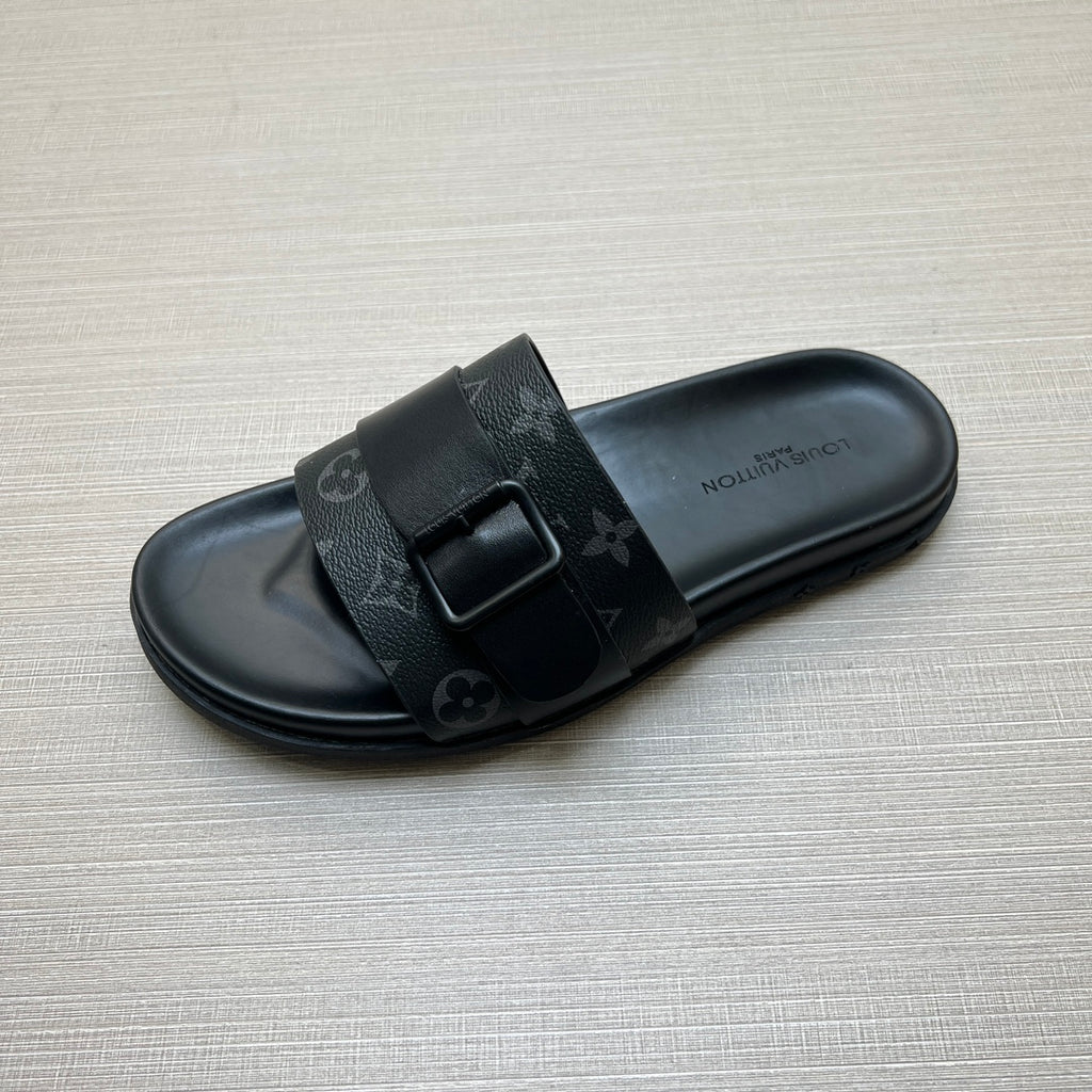 54E111Z Popular slippers