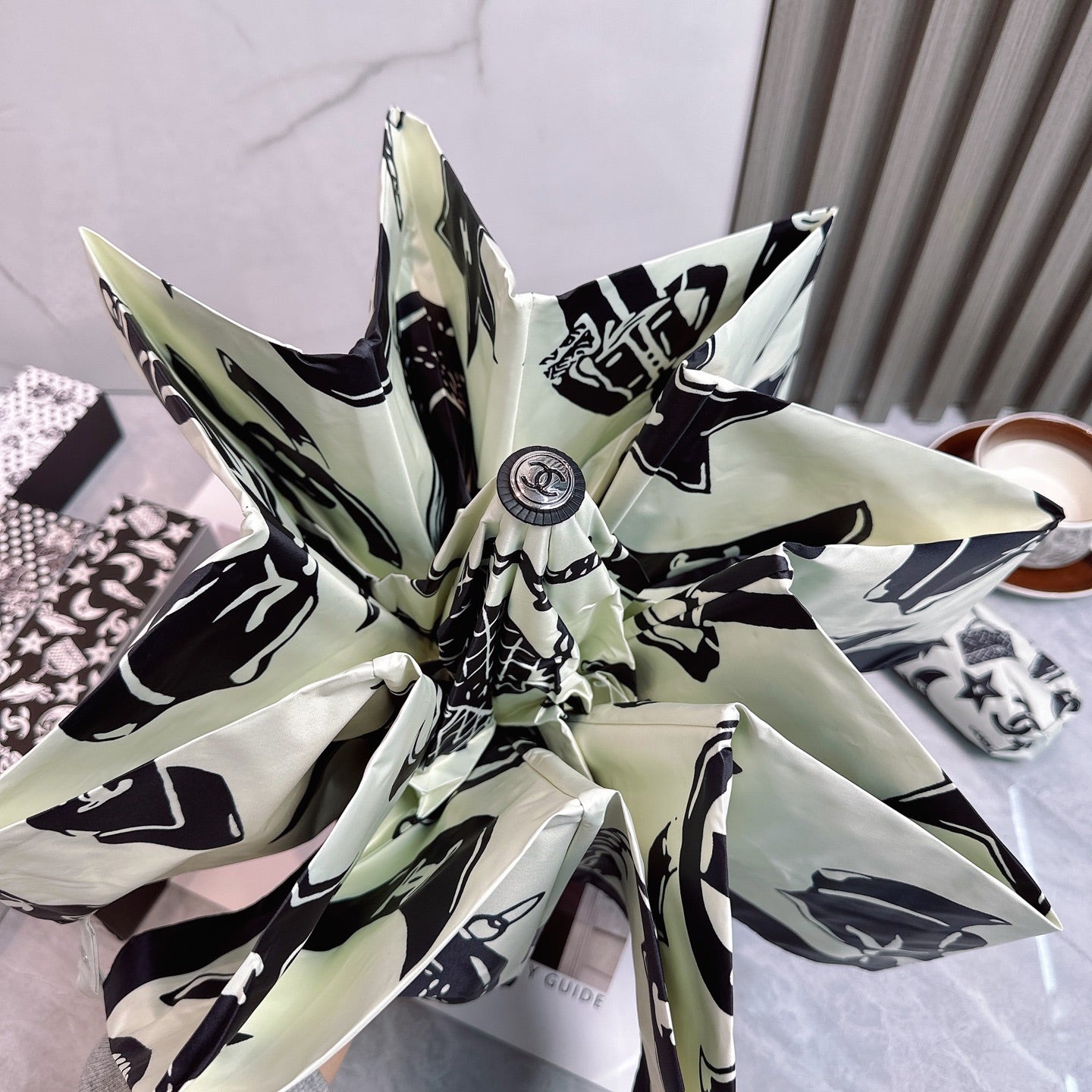 15RC32S Popular UV resistant umbrella