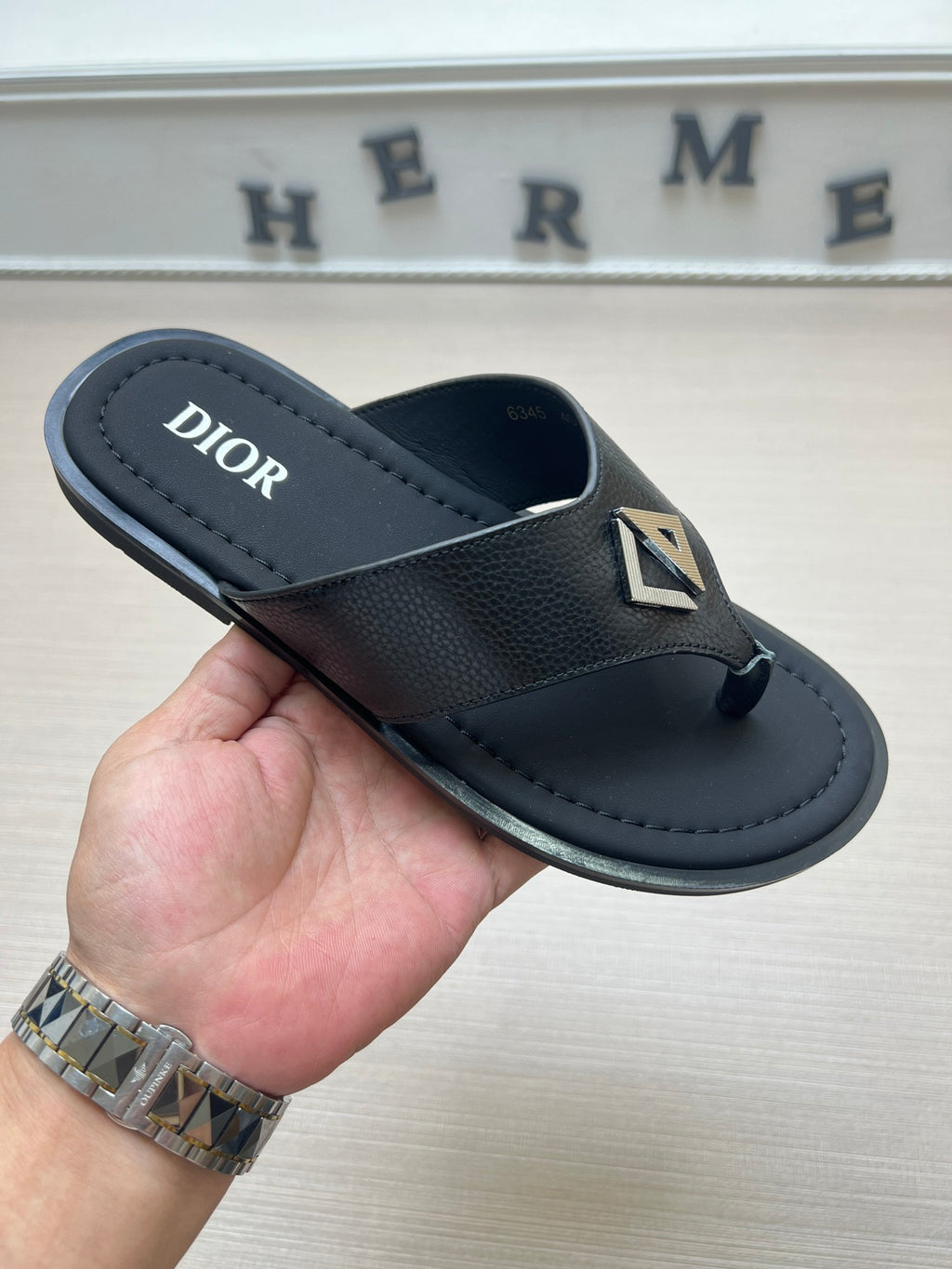 54D77Z Popular  slippers