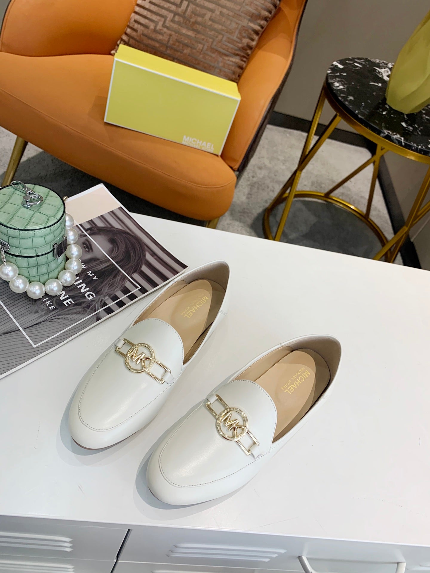 2105QA185Z Popular high-quality leather shoes