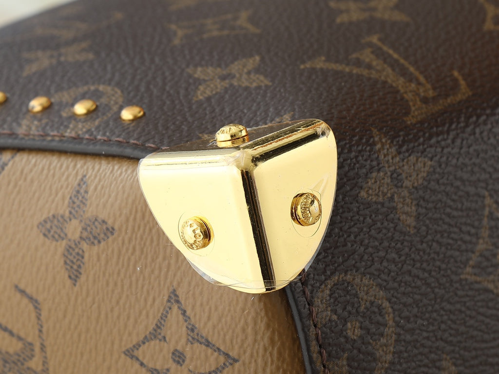 15RE52B  Popular   leather bag
