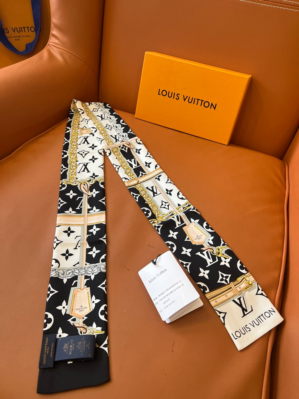 155NE92W Popular Silk Scarve