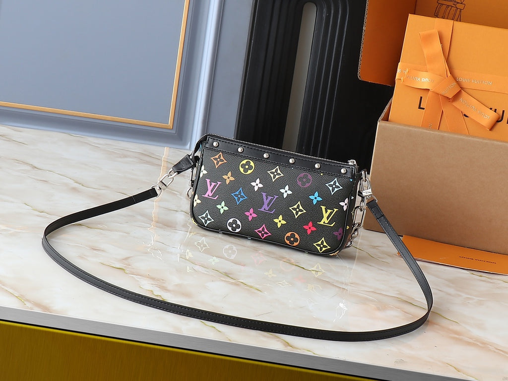 15XE12B Popular leather bag