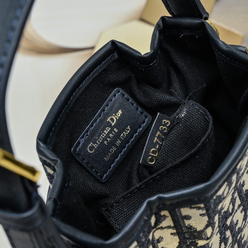 2XD370B Popular    leather bag 