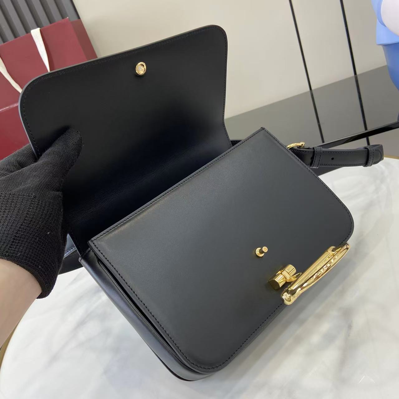 136PB110B Popular leather bag