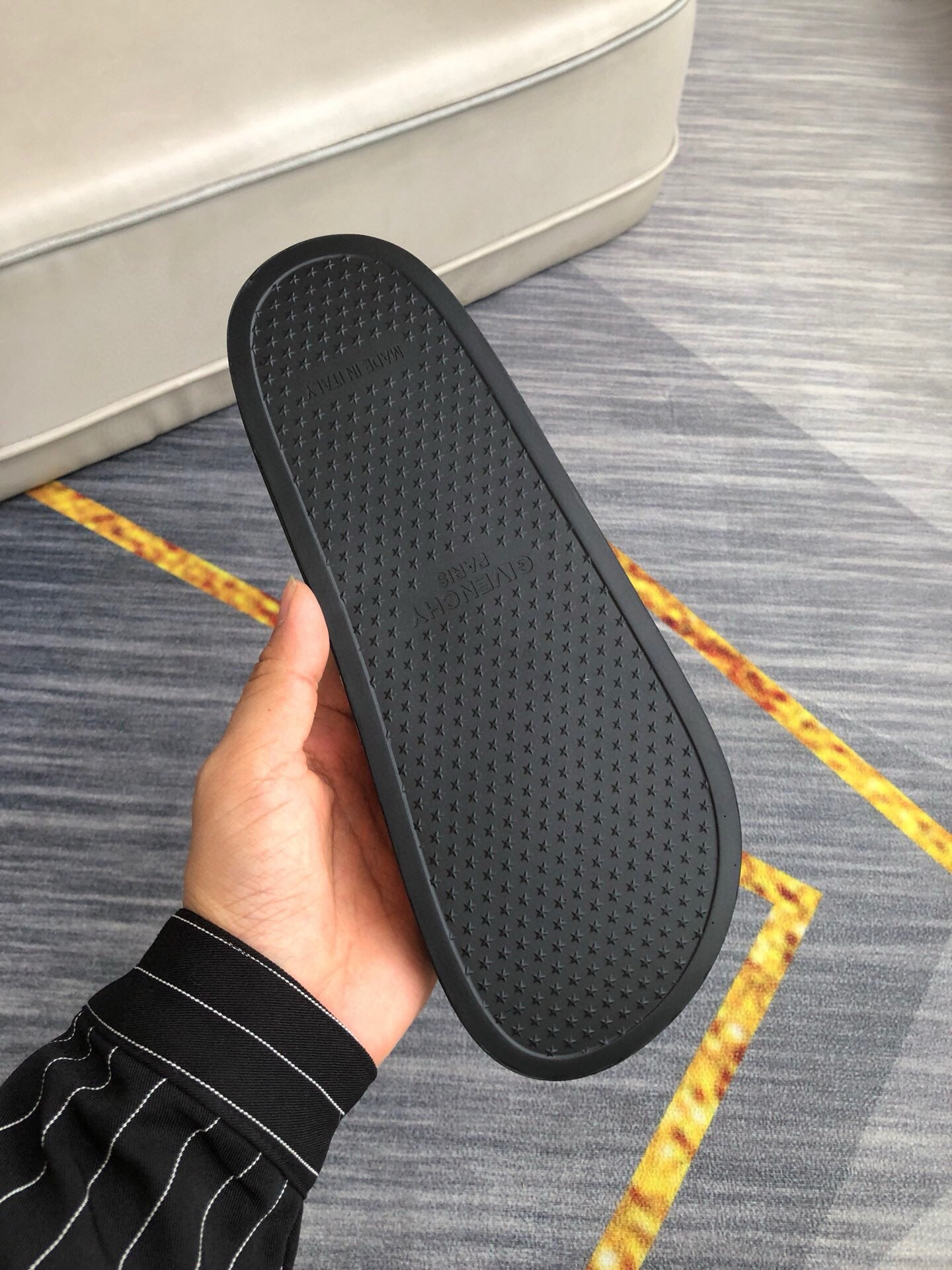 535ZGV265Z Popular Slippers