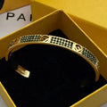 1F193K  Popular Bracelets