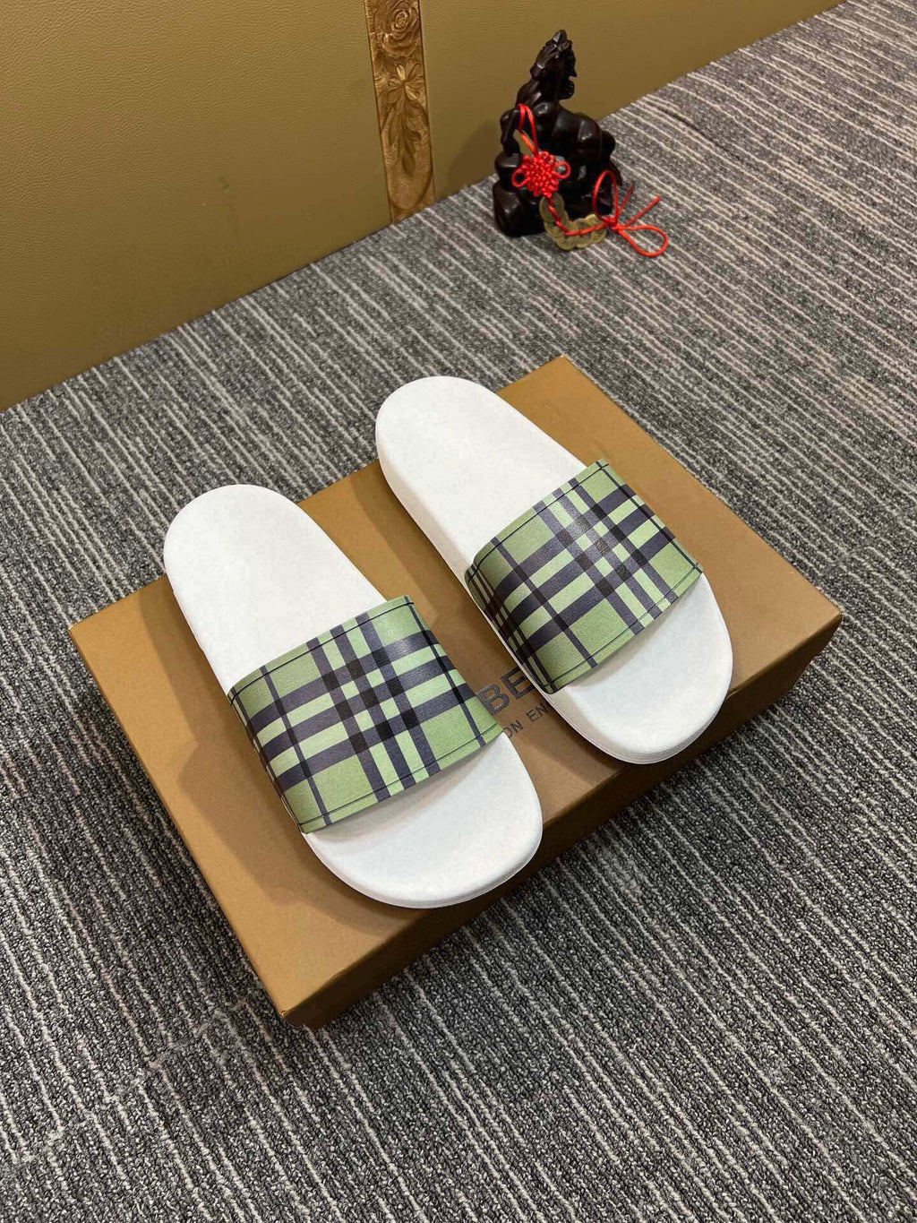 535ZR260Z Popular Slippers
