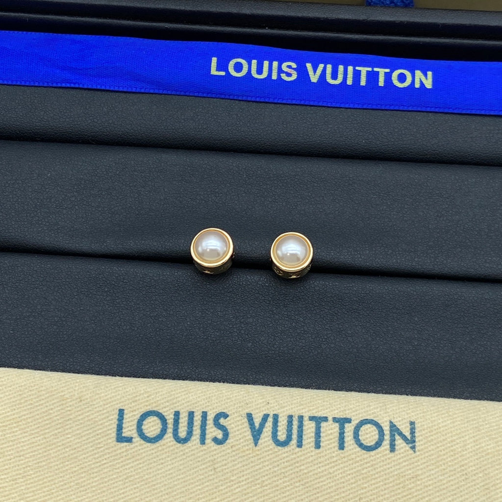14E1022E Popular Earrings