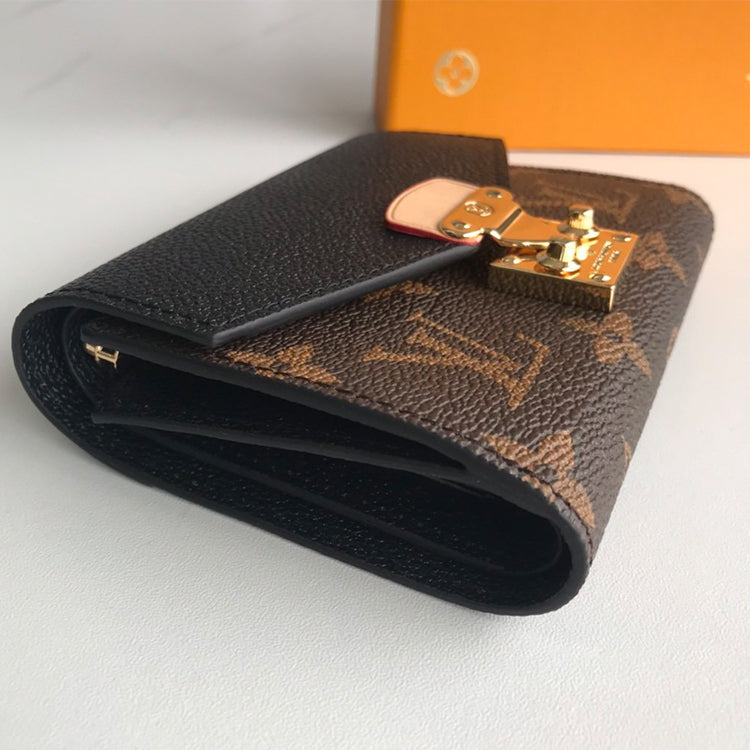 1E1010B Popular leather wallets