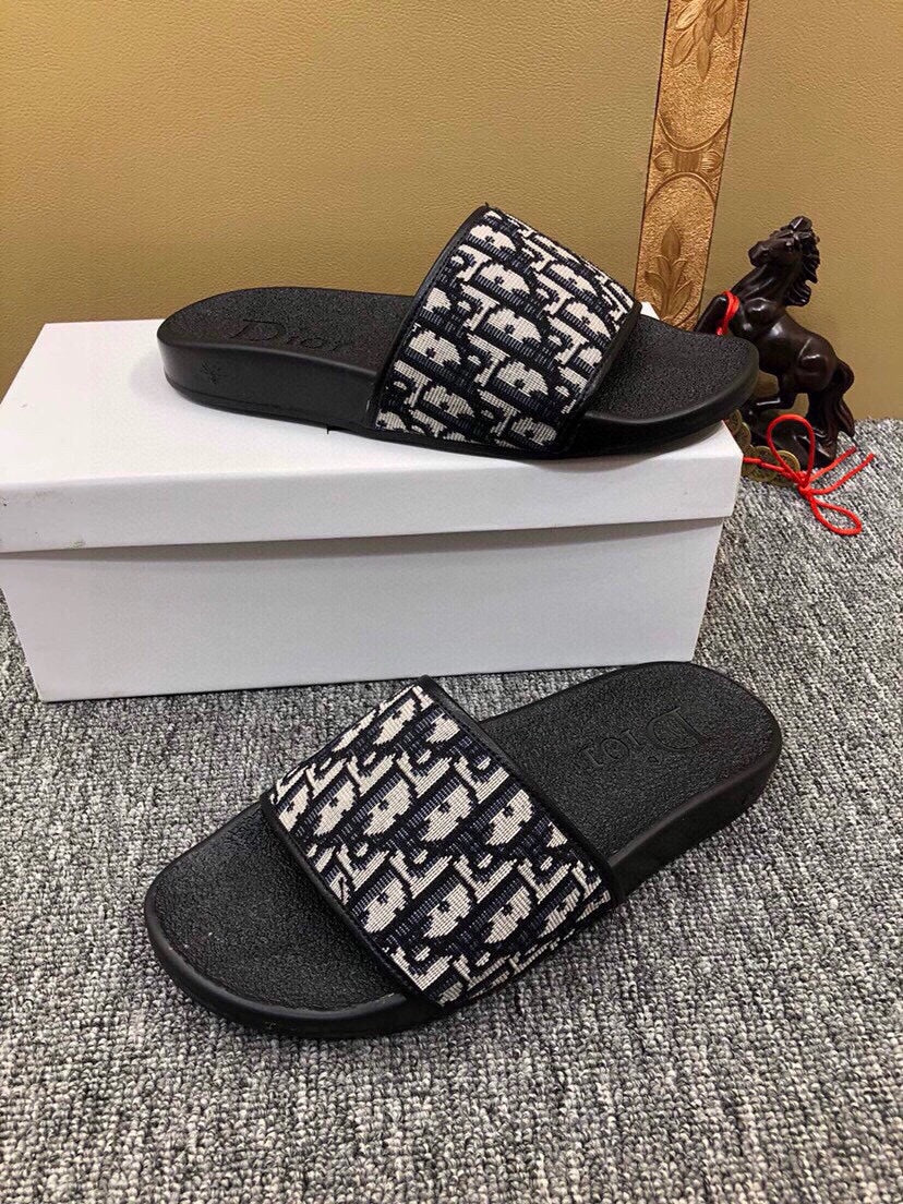 5LD215Z Popular Slippers