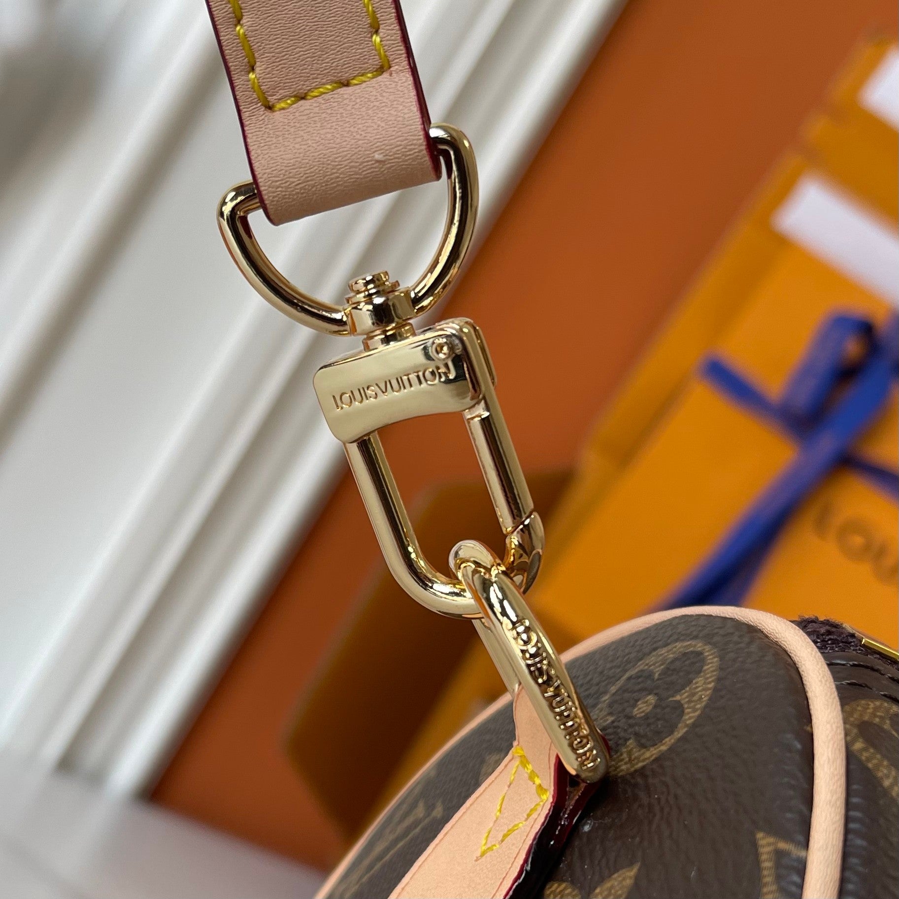 1WE87B Popular  leather bag