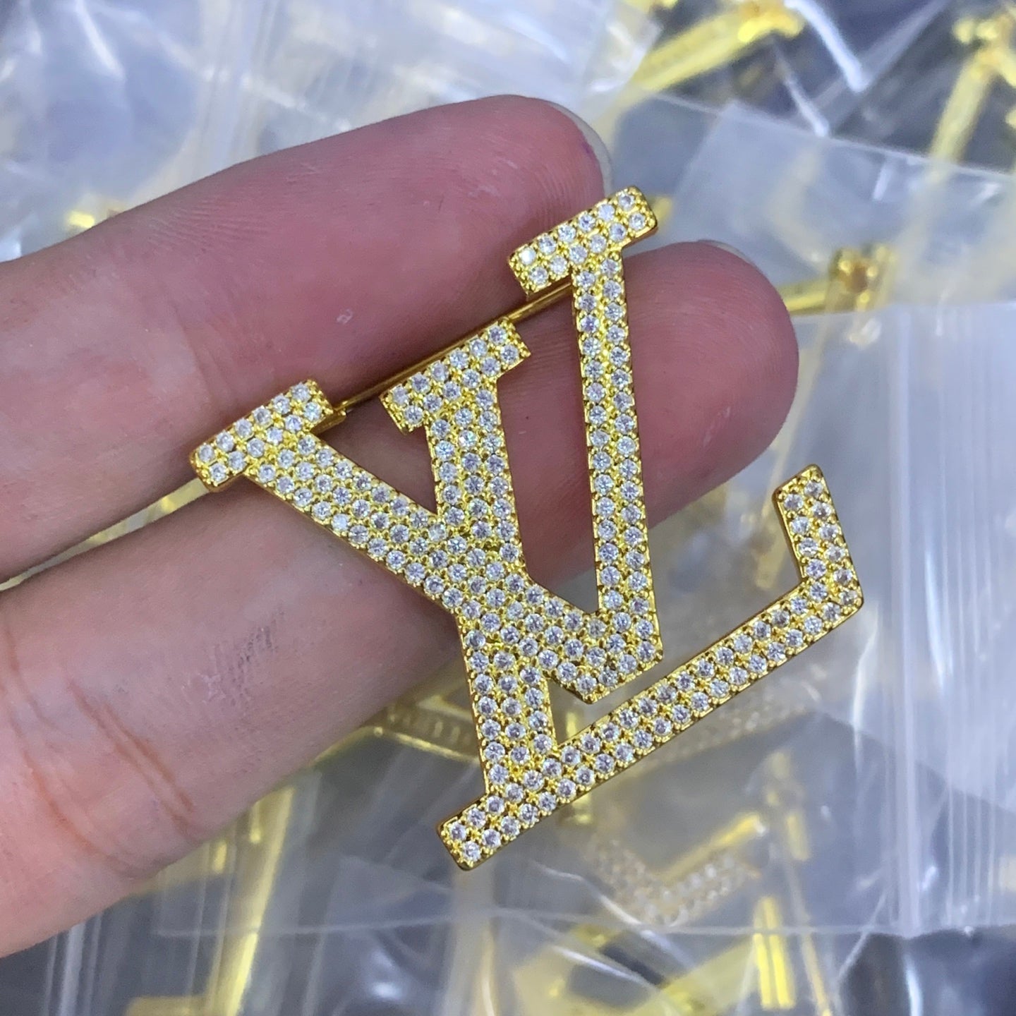 65ZE48X Popular Brooch