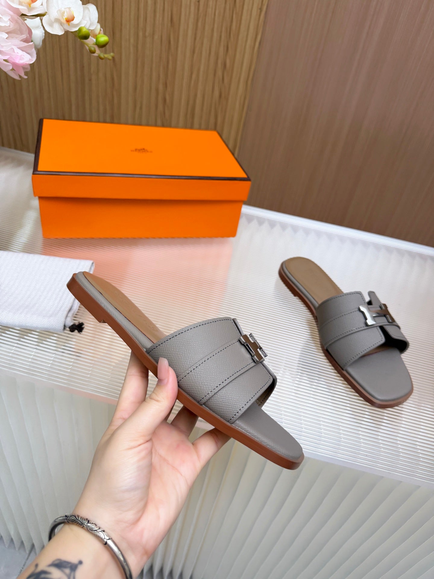 Z2X66H4 Popular high-quality leather Shoes