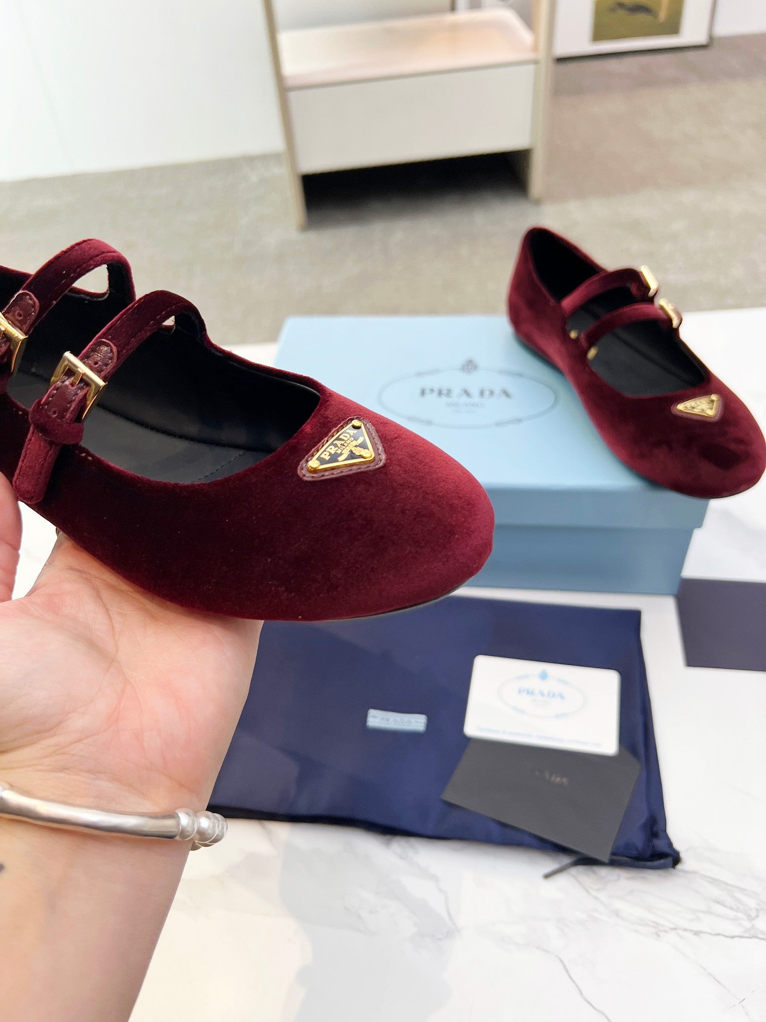2105QP404Z Popular high-quality Shoes