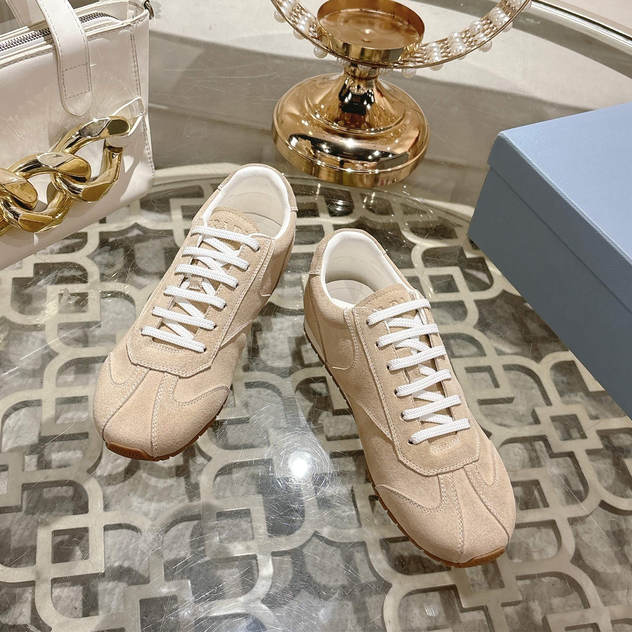 Z2P36D35 Popular high-quality leather Shoes