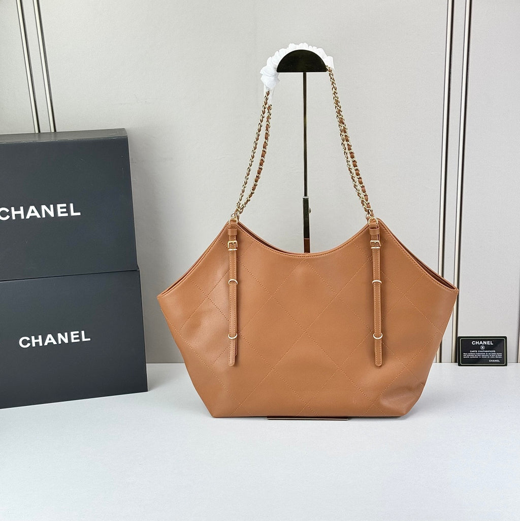 146PC11B Popular leather bag