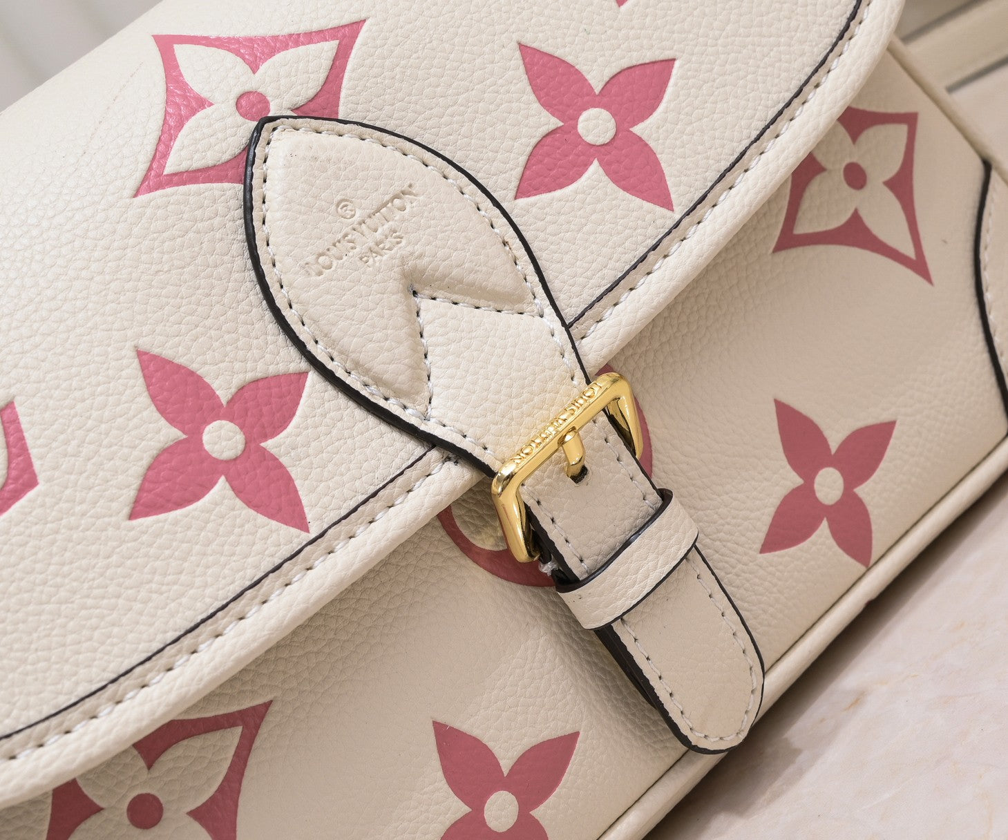 136PE40B Popular leather bag