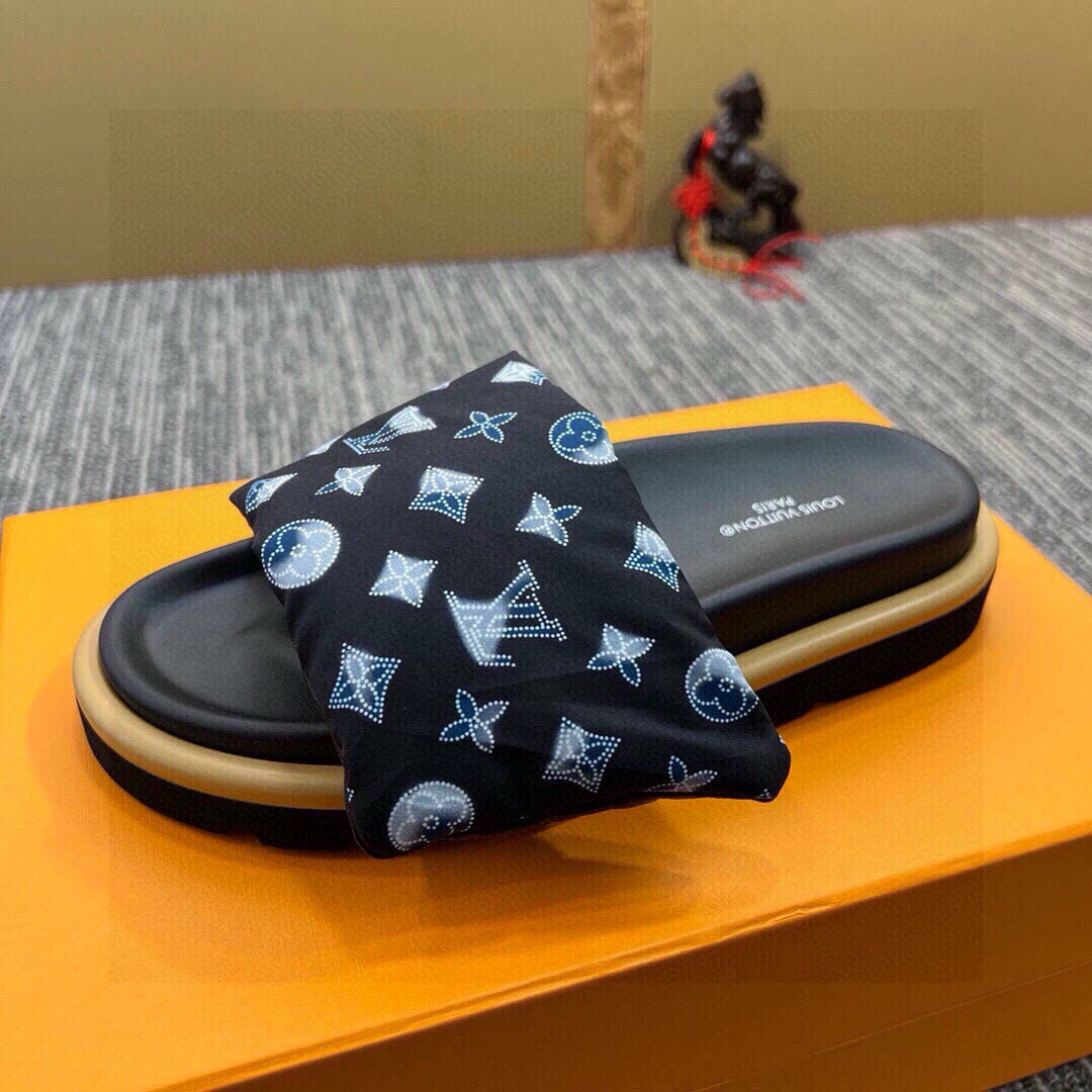 5QE12Z Popular Slippers