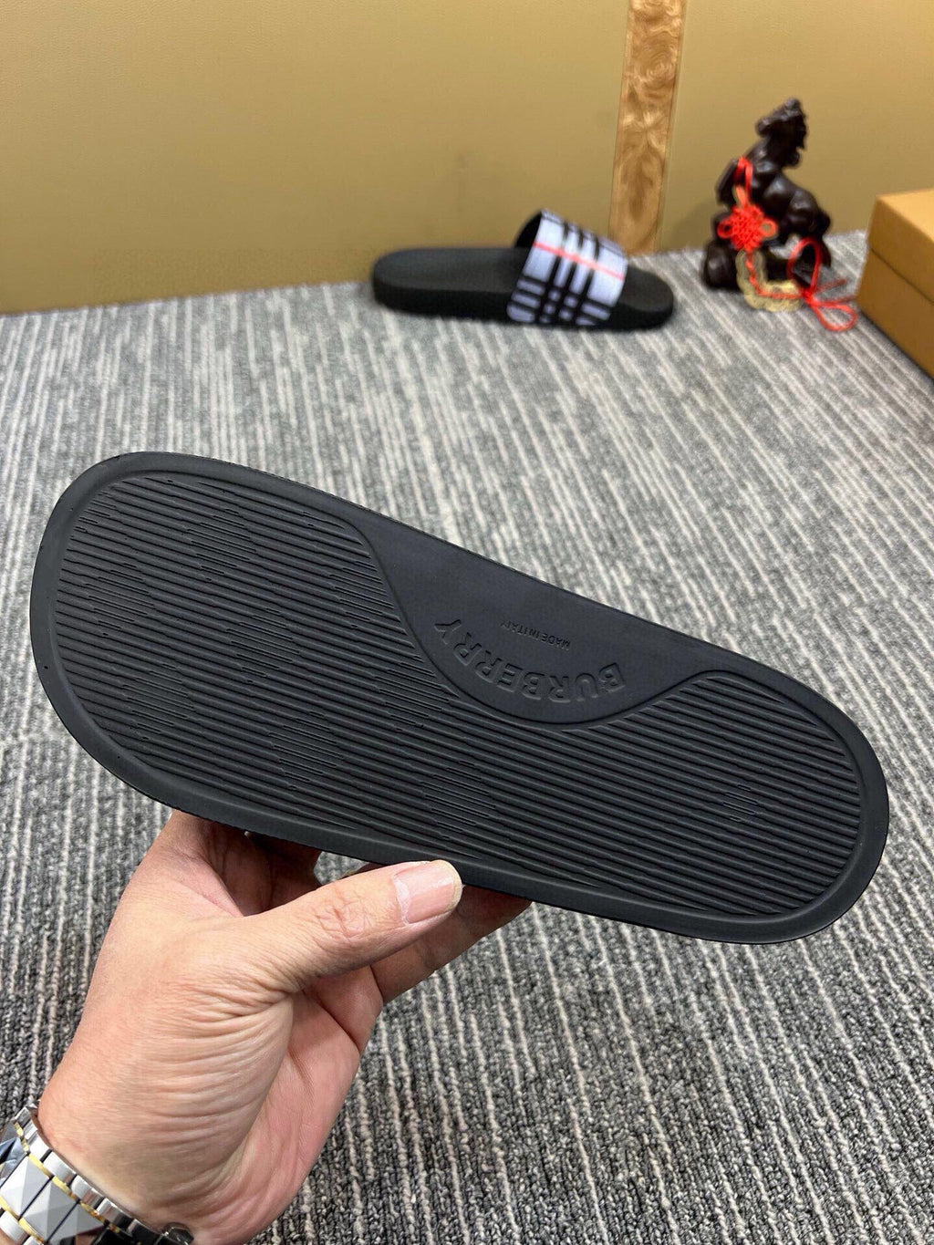 535ZR258Z Popular Slippers