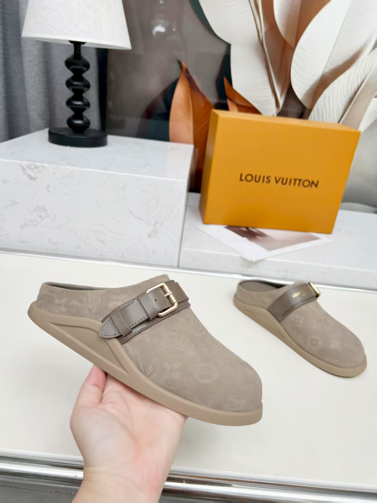 2105QE255Z Popular high-quality Shoes
