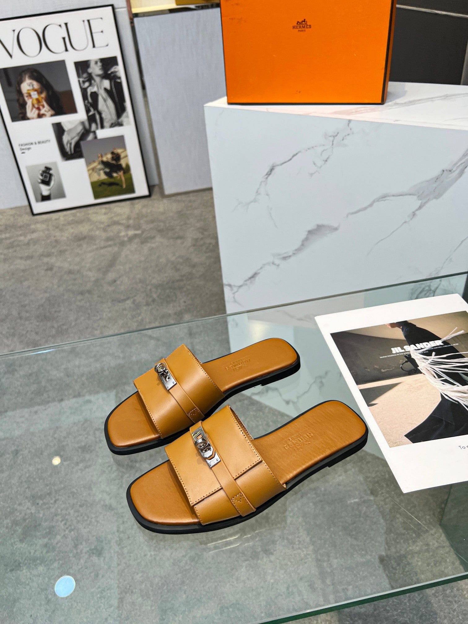Z2X66H3 Popular high-quality leather Shoes
