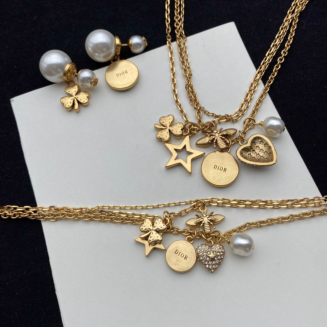 15QD8X Popular Necklace . Bracelets . Earrings