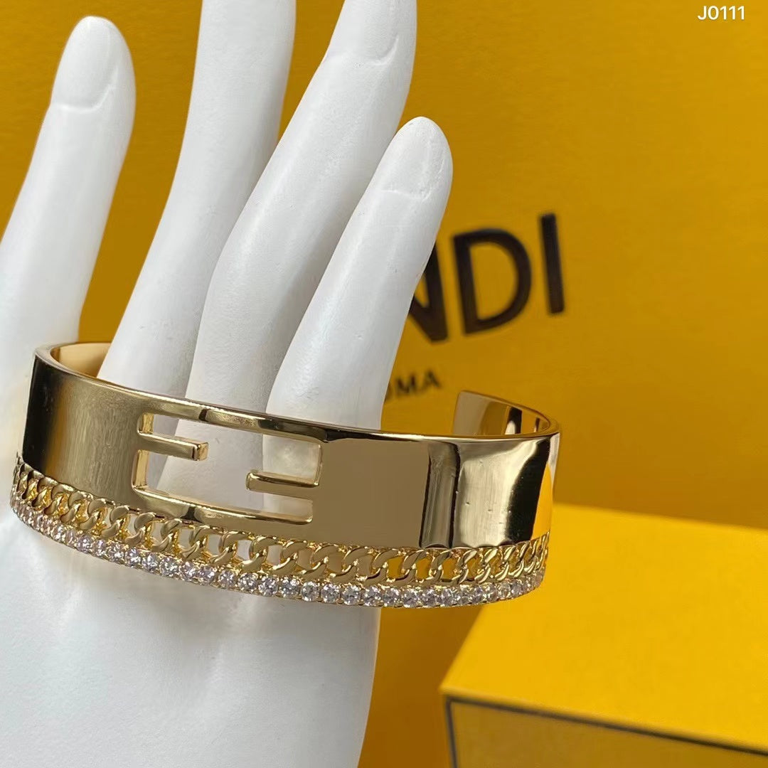 1F196K  Popular Bracelets