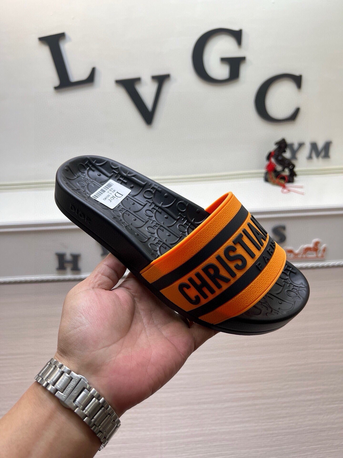 5LD212Z Popular Slippers