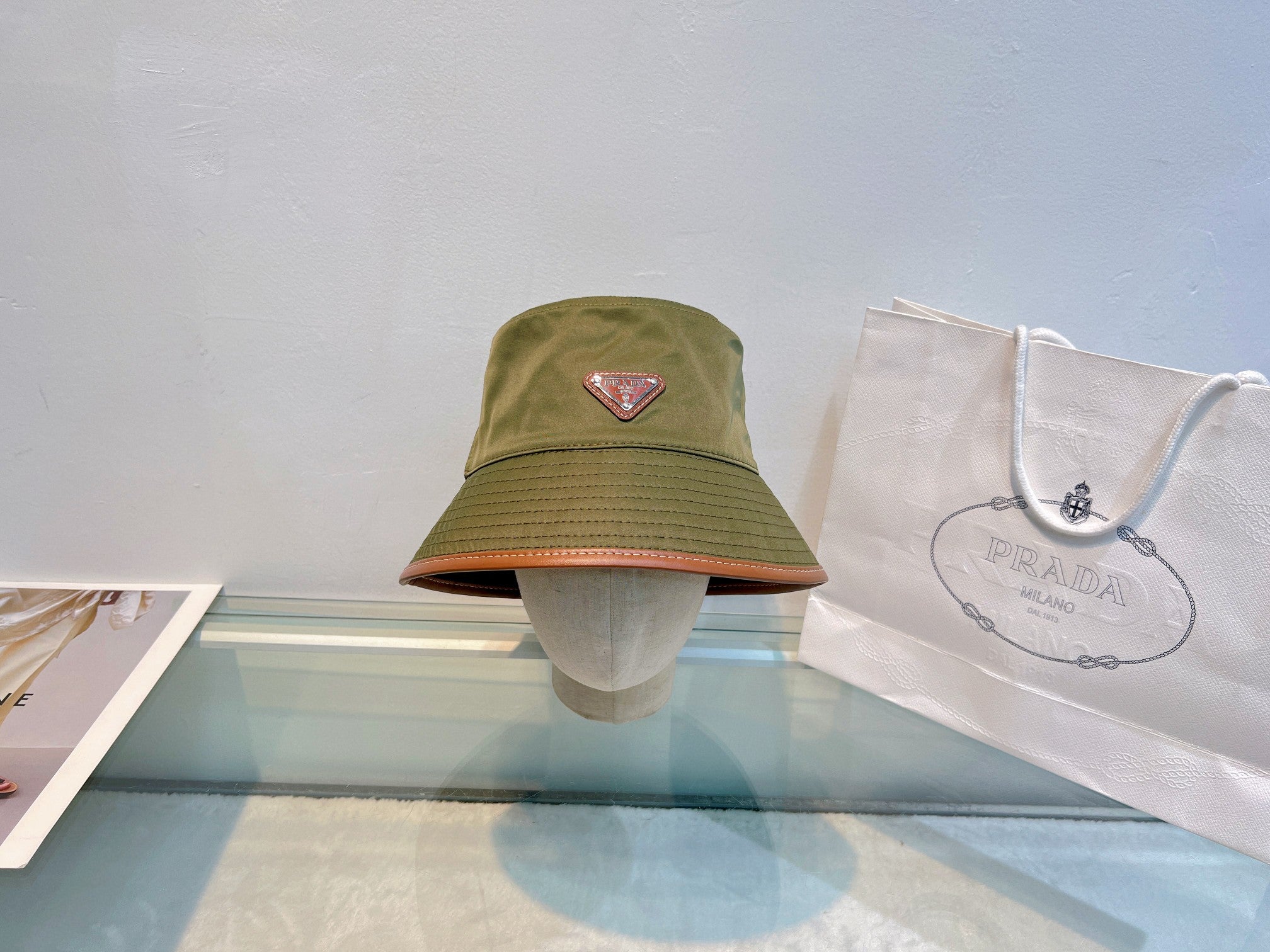 125ZPD499M  Popular  hats
